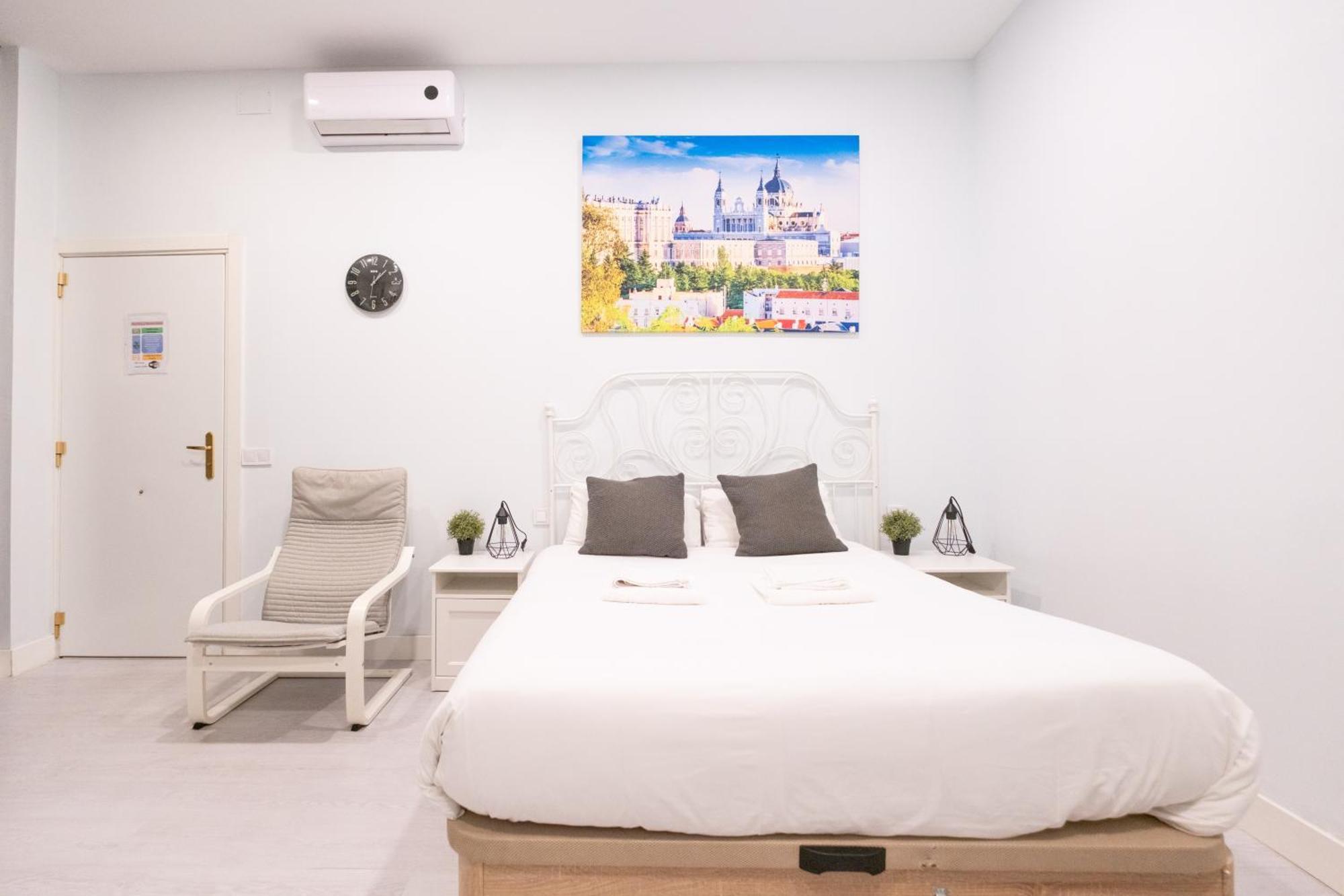 Abc Apartments Madrid Exterior photo