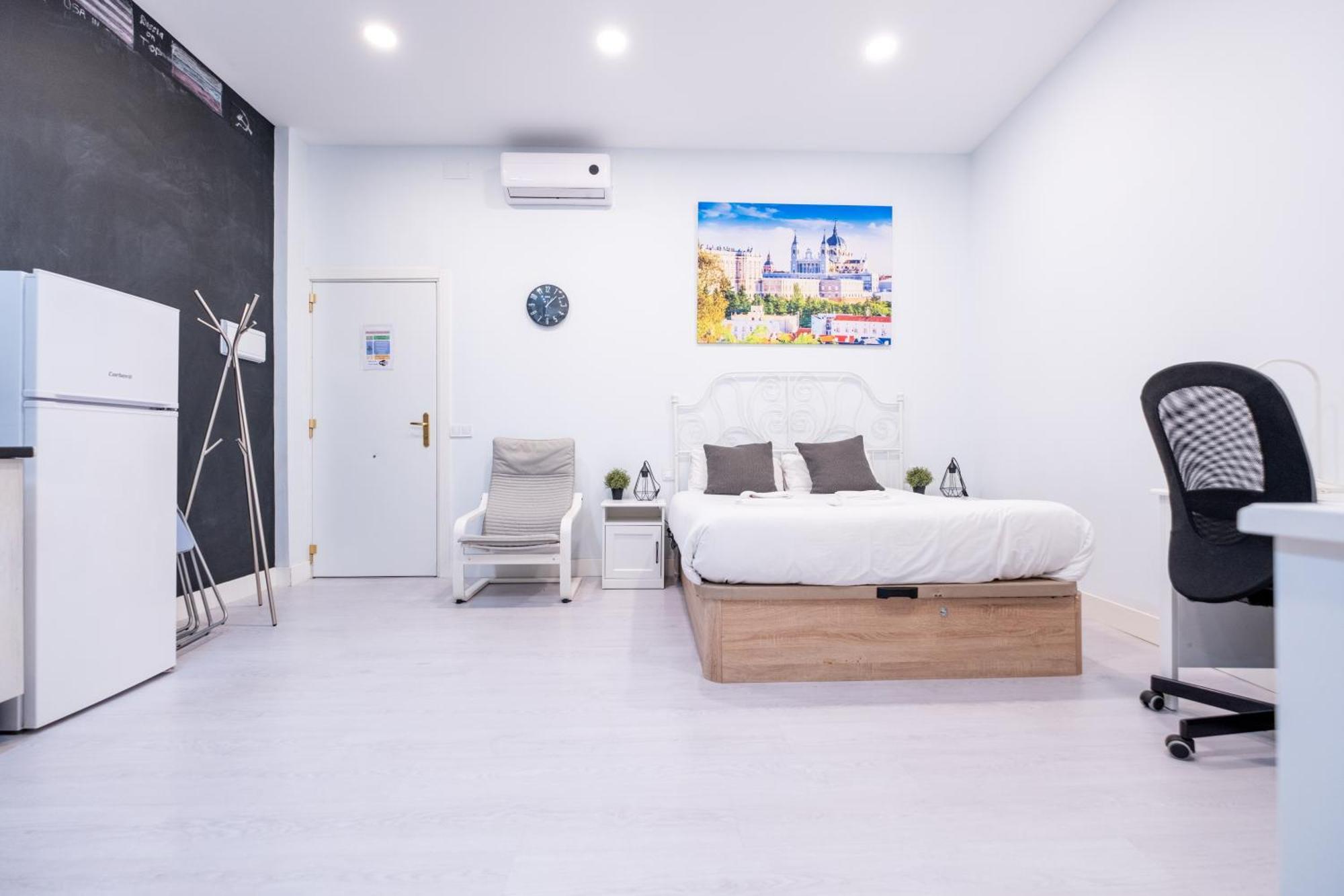 Abc Apartments Madrid Exterior photo
